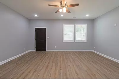 567 M L King Jr Drive, Jefferson, GA 30549 - Photo 5