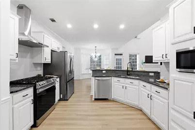 7160 Fawn Lake Drive, Alpharetta, GA 30005 - Photo 9