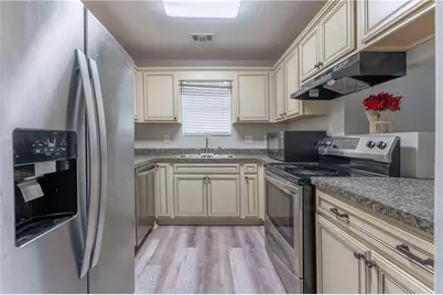 1101 Old Saybrook Court, Stone Mountain, GA 30083 - Photo 7