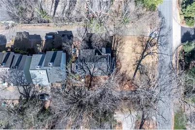 2415 Charleston Oaks Lane, Decatur, GA 30030 - Photo 37