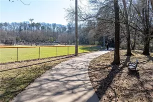 2415 Charleston Oaks Ln, Decatur, GA 30030 - Photo 47