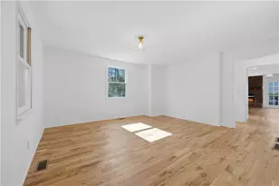 2415 Charleston Oaks Ln, Decatur, GA 30030 - Photo 13