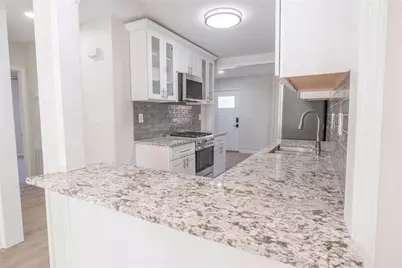 1751 S Olympian Way SW, Atlanta, GA 30310 - Photo 5