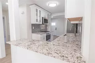 1751 S Olympian Way SW, Atlanta, GA 30310 - Photo 5