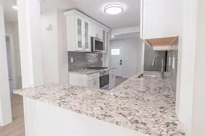 1751 S Olympian Way SW, Atlanta, GA 30310 - Photo 5