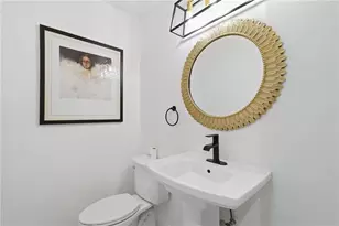 618 Wedgewood Dr, Woodstock, GA 30189 - Photo 13