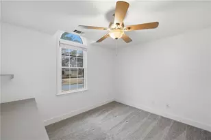 618 Wedgewood Dr, Woodstock, GA 30189 - Photo 35