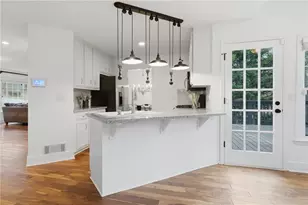 618 Wedgewood Dr, Woodstock, GA 30189 - Photo 19