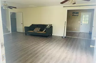 46 W Wedgewood Cir, Newnan, GA 30263 - Photo 9