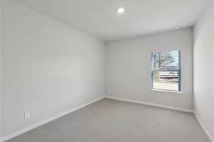 2404 Martin Spg Bnd, Lawrenceville, GA 30045 - Photo 11