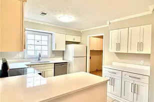 1505 Yorktown Dr, Lawrenceville, GA 30043 - Photo 19