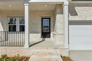 918 Brookshade Trl, Lawrenceville, GA 30045 - Photo 3