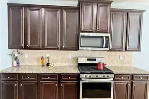 1243 Wesleyan Pl, Braselton, GA 30517 - Photo 5