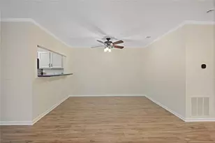 911 Hollyfax Cir NE, Atlanta, GA 30328 - Photo 23