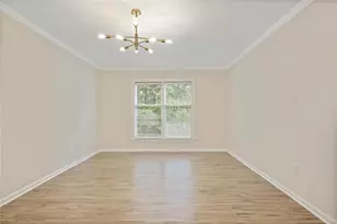 911 Hollyfax Cir NE, Atlanta, GA 30328 - Photo 31