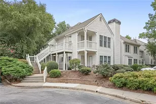 911 Hollyfax Cir NE, Atlanta, GA 30328 - Photo 9