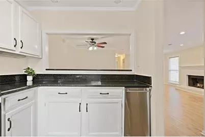 911 Hollyfax Circle NE, Atlanta, GA 30328 - Photo 27