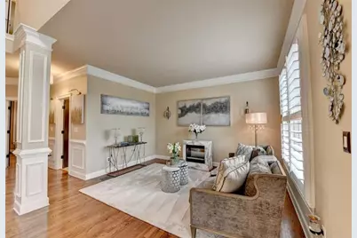 302 Double Gate Way, Sugar Hill, GA 30518 - Photo 5