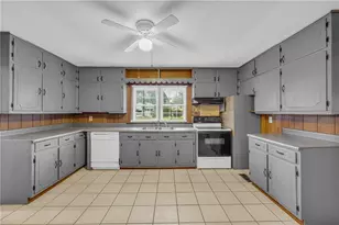 1707 Buena Vista Dr, Toccoa, GA 30577 - Photo 13