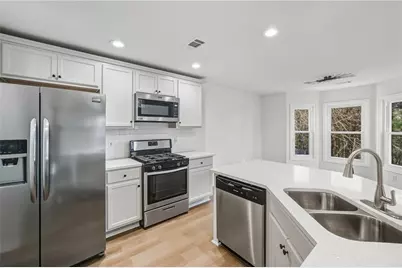 138 Stoneforest Drive, Woodstock, GA 30189 - Photo 11