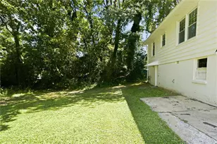 2666 Blount St, Atlanta, GA 30344 - Photo 25