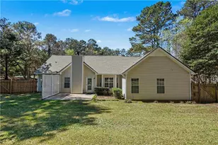 3101 Autumn Woods Dr, Loganville, GA 30052 - Photo 9