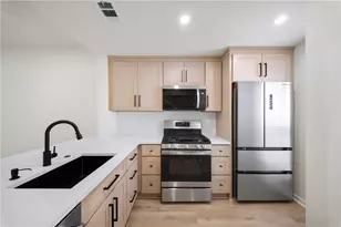 1010 Wedgewood Way, Atlanta, GA 30350 - Photo 5