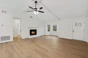 22 Barberry Dr, Newnan, GA 30265 - Photo 5