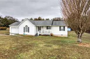 13 Valley Creek Dr SW, Cartersville, GA 30120 - Photo 1