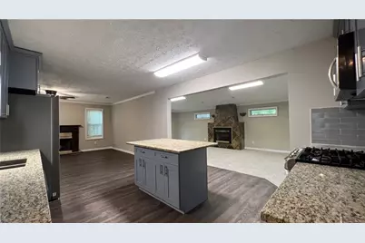 615 S Preston Court, Johns Creek, GA 30022 - Photo 11