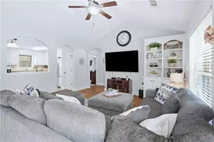 228 Falling Leaf Ln, Winder, GA 30680 - Photo 7