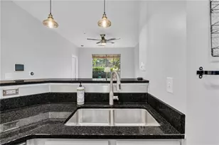 821 Ralph McGill NE 3217, Atlanta, GA 30306 - Photo 9