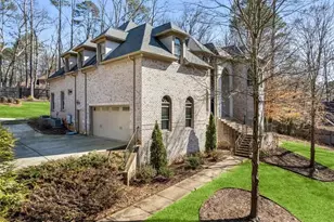 1859 Mountain Shadow, Tucker, GA 30087 - Photo 9