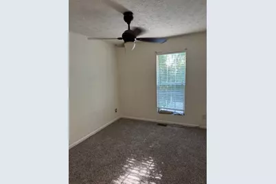 2285 Strathmoor Manor Drive, Lithonia, GA 30058 - Photo 13