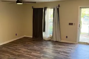 2285 Strathmoor Manor Dr, Lithonia, GA 30058 - Photo 5