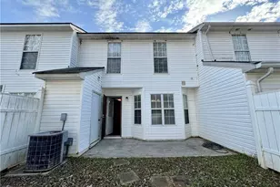 2285 Strathmoor Manor Dr, Lithonia, GA 30058 - Photo 19