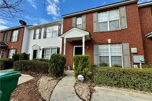 2285 Strathmoor Manor Dr, Lithonia, GA 30058 - Photo 3