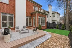 1112 Valley Overlook Dr NE, Atlanta, GA 30324 - Photo 15