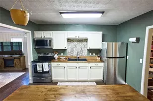 1037 S Madison Ave S, Monroe, GA 30655 - Photo 9