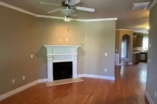 4437 Dallis Ct, Stone Mountain, GA 30083 - Photo 5