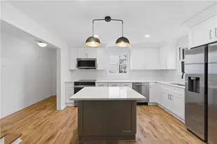 2413 Charleston Oaks Ln, Decatur, GA 30030 - Photo 15