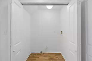 2413 Charleston Oaks Ln, Decatur, GA 30030 - Photo 19