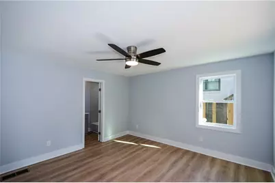 1679 Emerald Avenue SW, Atlanta, GA 30310 - Photo 7