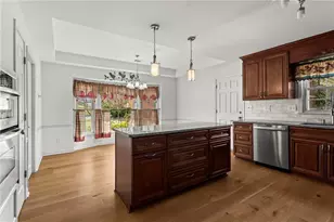 146 Lakeside Dr NW, Kennesaw, GA 30144 - Photo 11