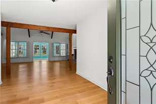 146 Lakeside Dr NW, Kennesaw, GA 30144 - Photo 3