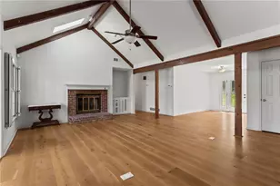 146 Lakeside Dr NW, Kennesaw, GA 30144 - Photo 5