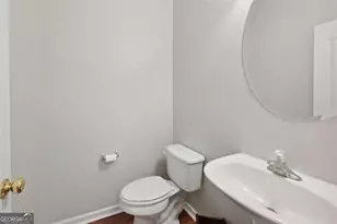 939 Pike Forest Dr, Lawrenceville, GA 30045 - Photo 5