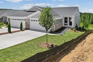 27 Village Dr, Dawsonville, GA 30534 - Photo 3