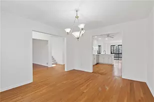 700 Marshview Close, Roswell, GA 30076 - Photo 9