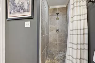 1162 Gail Dr, Brookhaven, GA 30319 - Photo 21